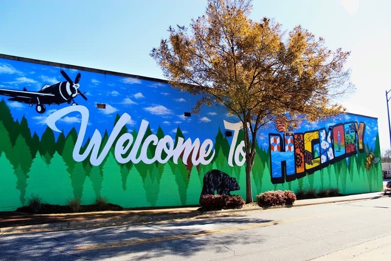 Welcome to Hickory mural, North Carolina